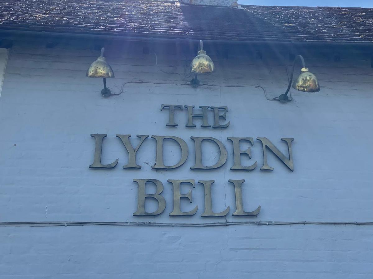 Bed and Breakfast The Lydden Bell Екстер'єр фото
